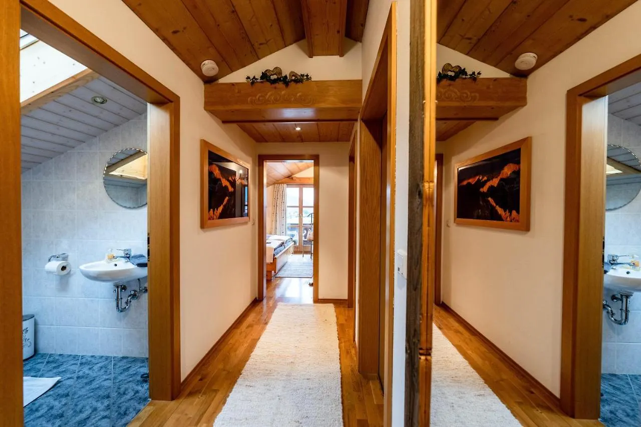 Apartamento Gaestehaus Brigitta Wallgau Alemania